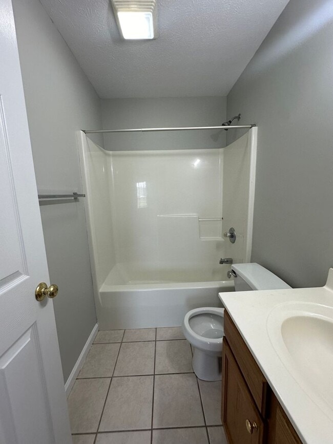 Building Photo - 3 Bedroom House in West Lafayette
