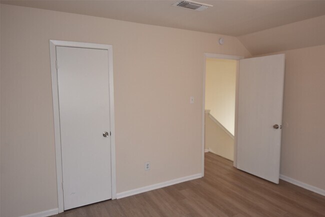 Building Photo - 14410 Muirfield Ln