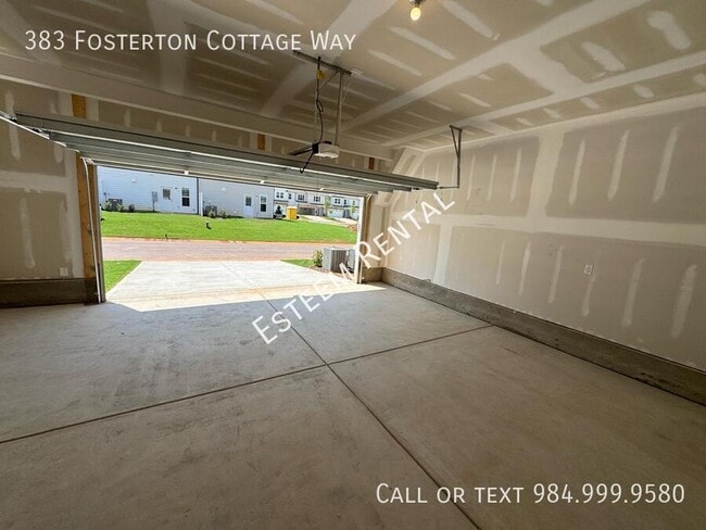 Building Photo - 383 Fosterton Cottage Wy