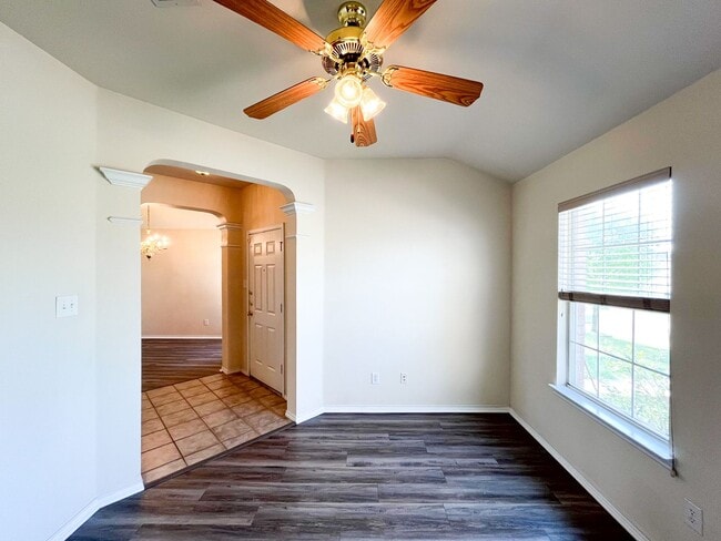 Building Photo - Available Now Beautiful 1 story, 4 bedroom, 2 bath, 2 car garage home with fire place, garage doo...