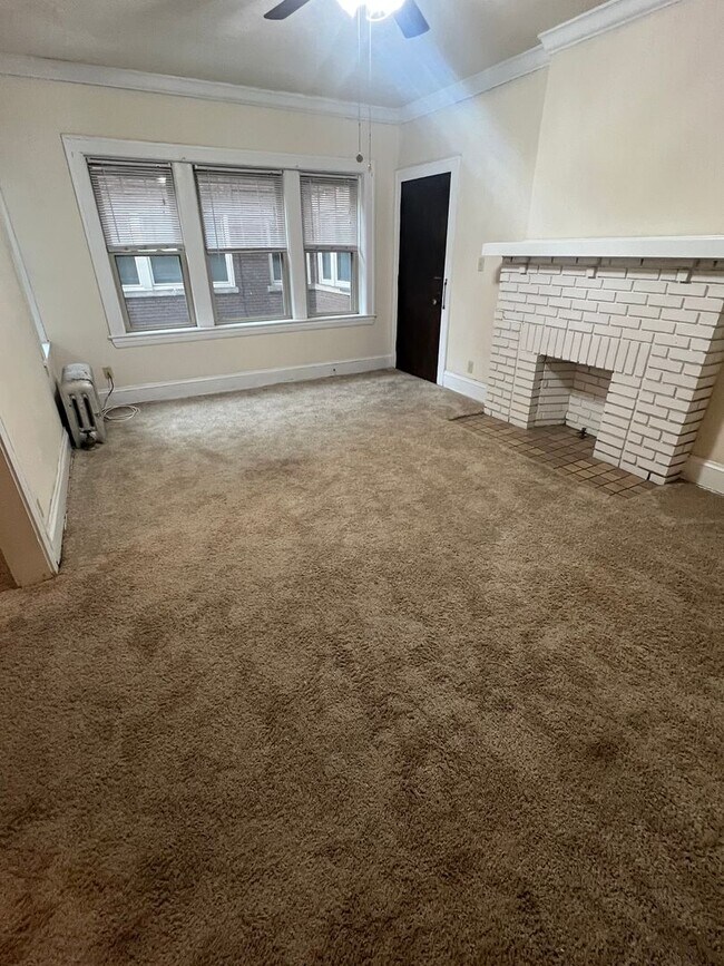 Building Photo - 12491 Cedar Rd