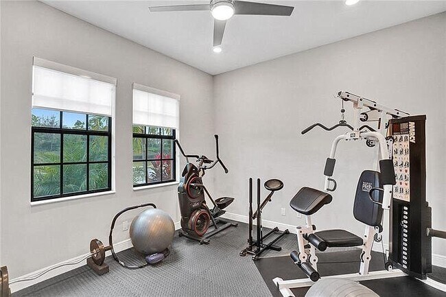 Building Photo - 11720 Waterway Cir