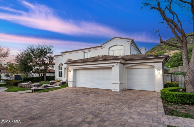 Building Photo - 25301 Prado De Los Arboles