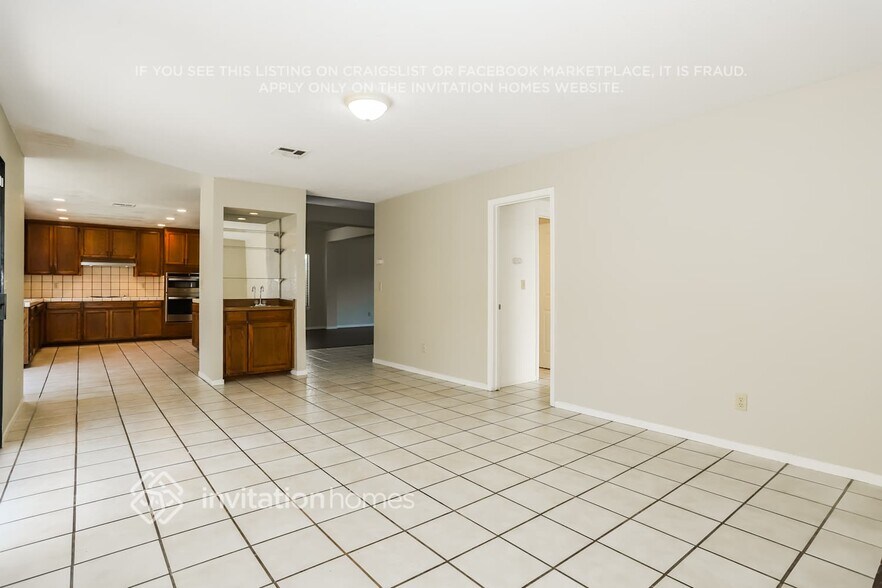 Building Photo - 1241 Countryside Ln