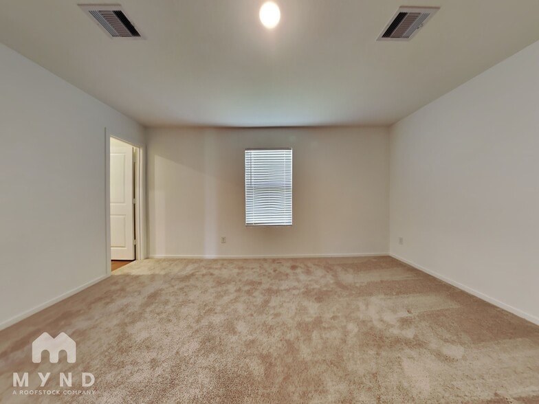 Building Photo - 18559 Cepagatti Dr
