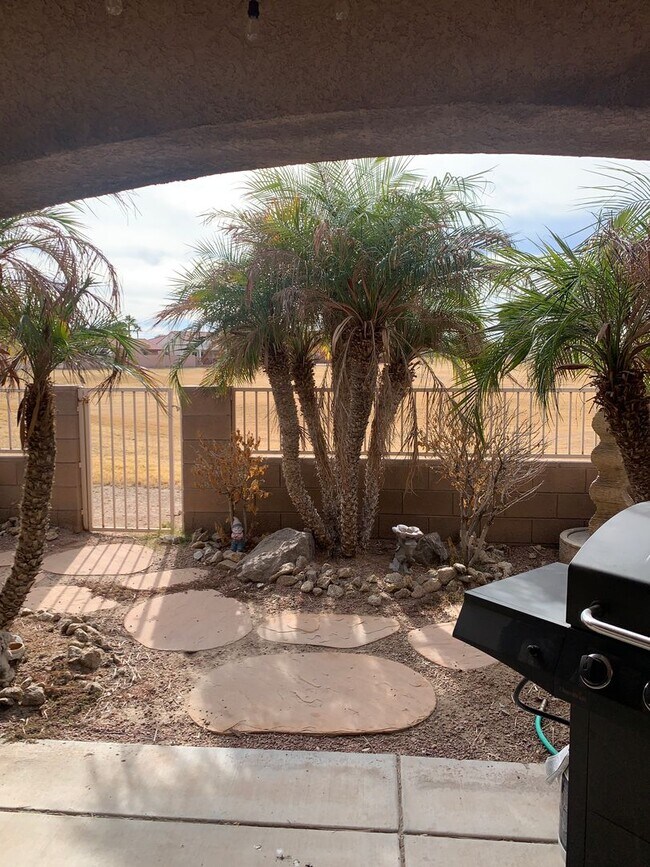 Building Photo - Community Beach and Boat Launch