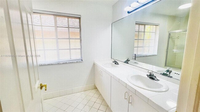 Building Photo - 14730 SW 132nd Ct