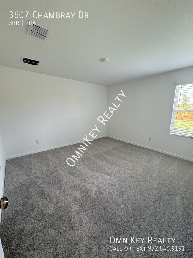 Building Photo - 3607 Chambray Dr