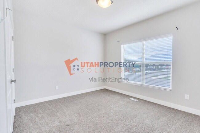 Building Photo - 7632 S Waverly Hls Ln