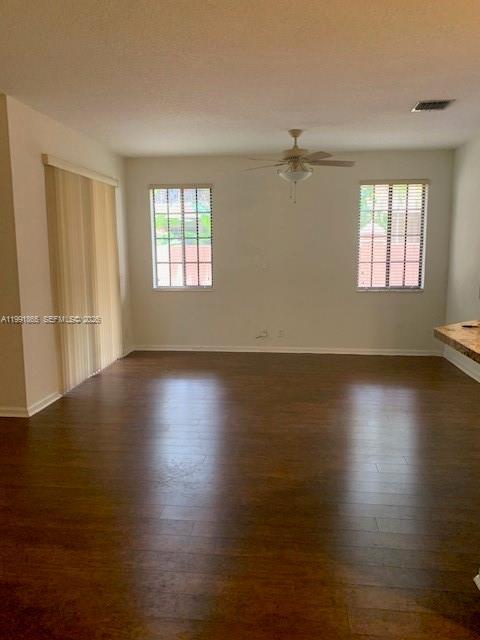 Building Photo - 2800 Kinsington Cir