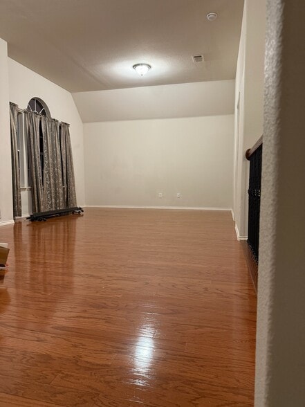 Building Photo - 9100 Navarro St