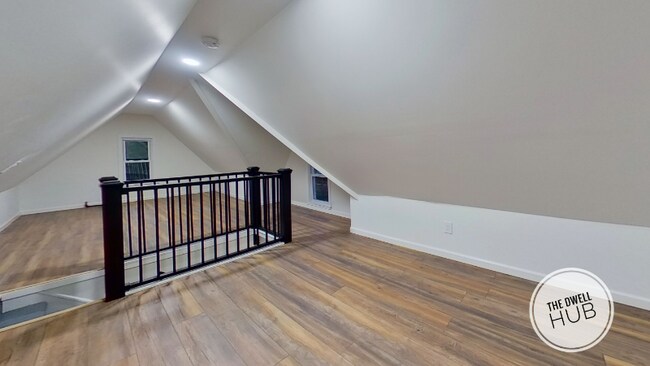 Building Photo - 436 Conger Ave