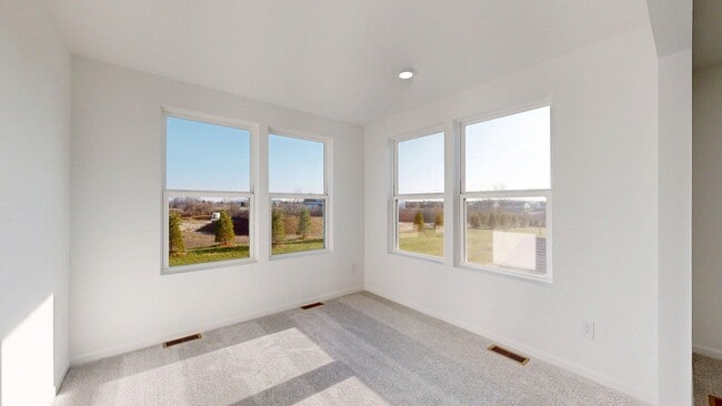 Building Photo - 5557 E Spaniel Dr