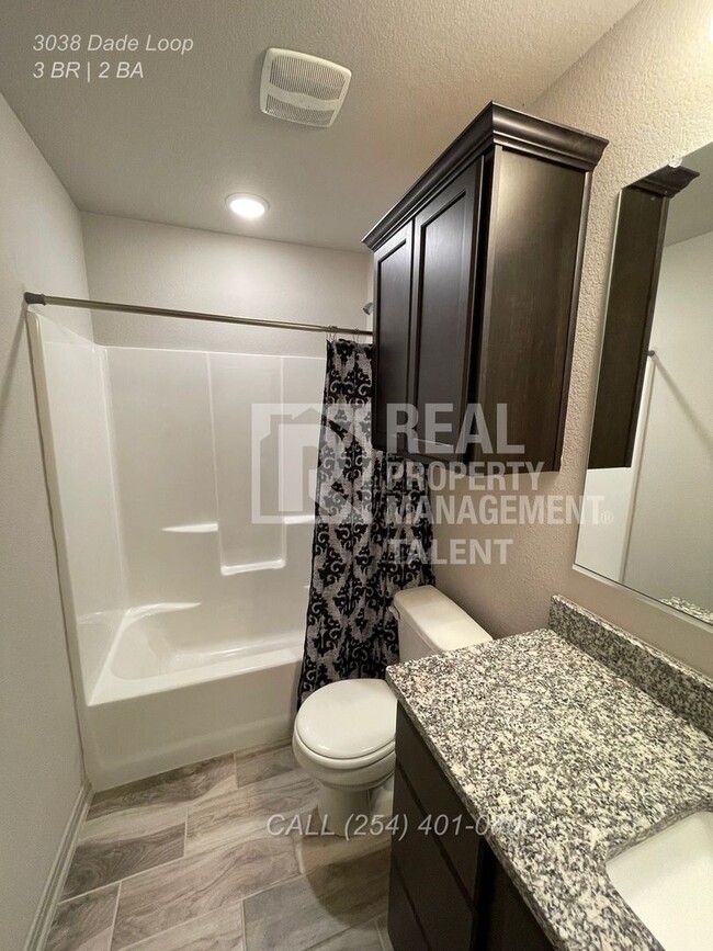 Building Photo - 3038 Dade Loop
