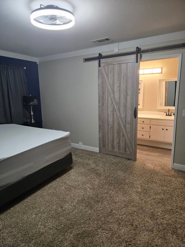 Building Photo - 44207 61st St W