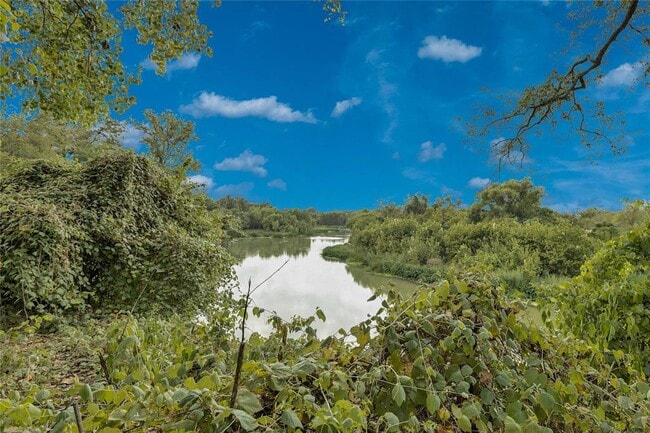 Building Photo - 1402 Citation Cir