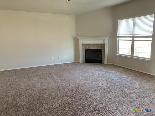 Building Photo - 1218 Iron Glen Dr