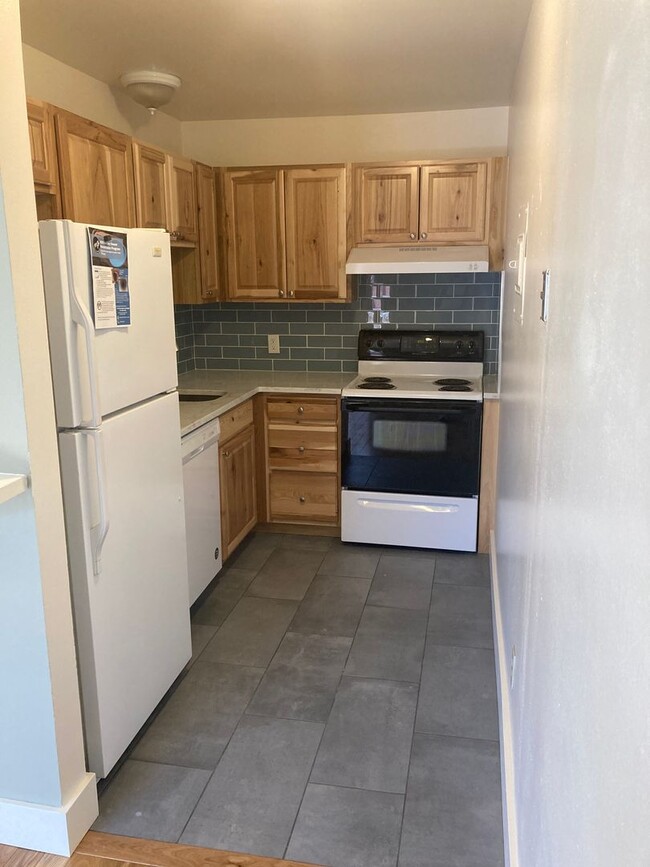 Building Photo - 3597 Nottingham Ct