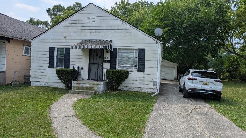 Primary Photo - 4042 Webber St