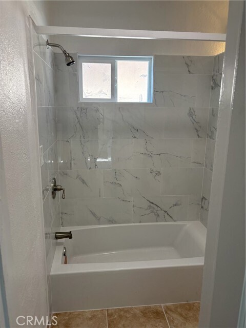 Building Photo - 326 E 118th St