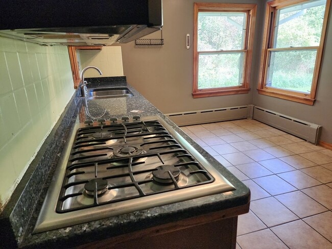 Building Photo - 7522 Utegg Rd