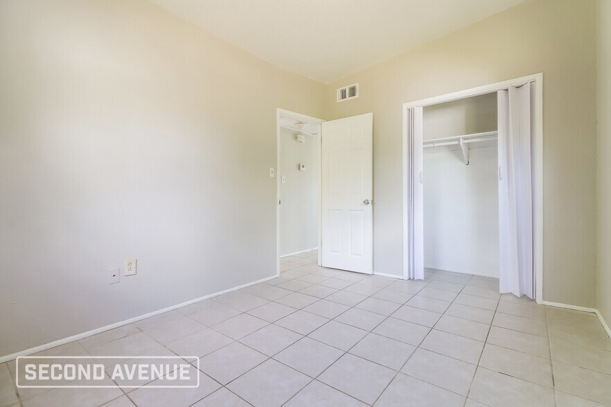 Building Photo - 8549 93rd Ave