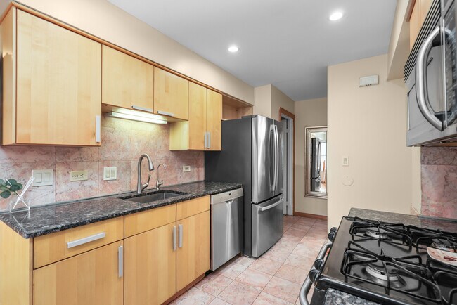 Building Photo - 334 Plumwood Ct