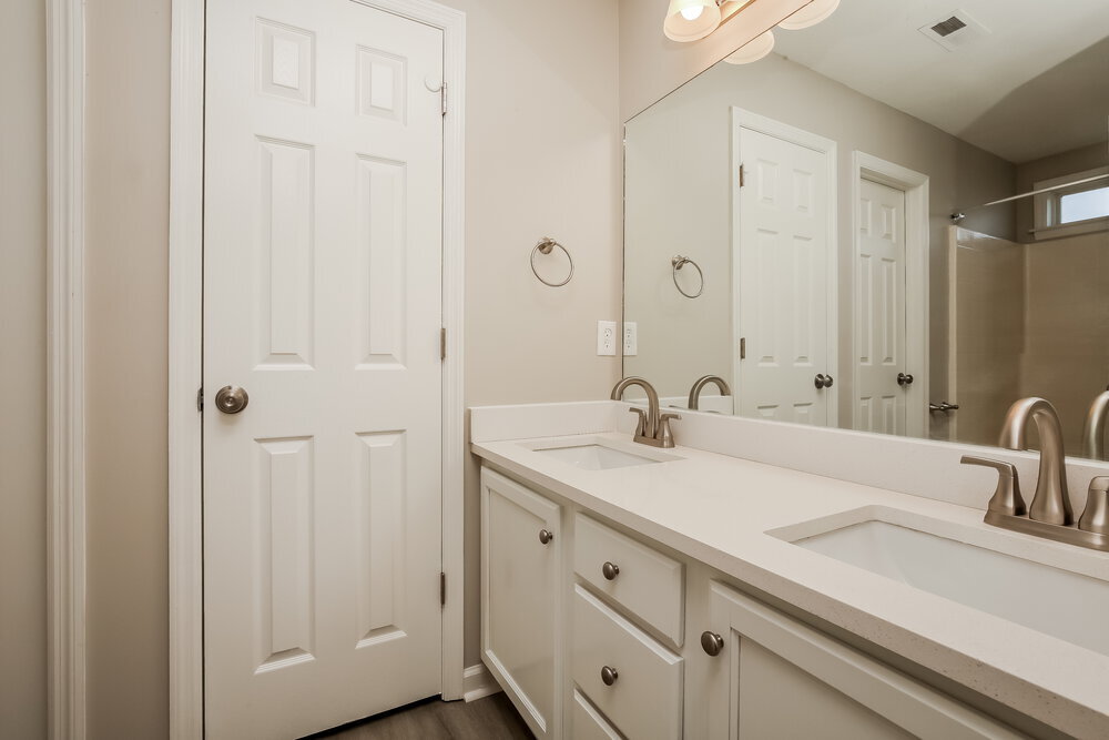 Building Photo - 1513 Mt Mitchell Ct
