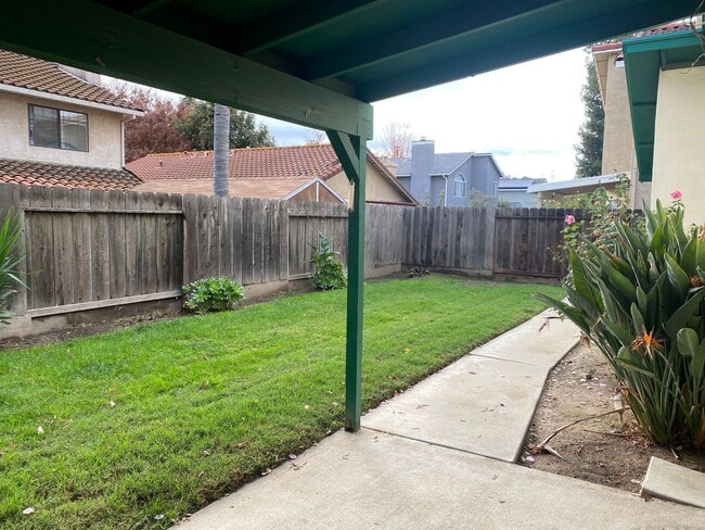 Building Photo - Coming Soon!