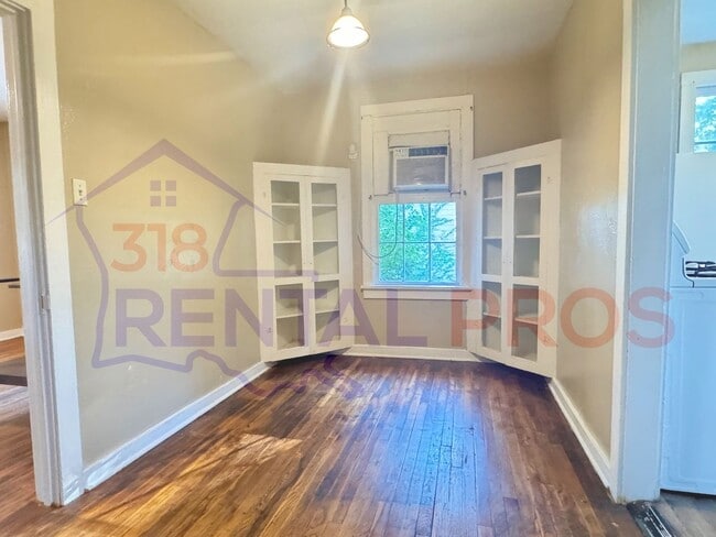 Building Photo - 2 Bedroom House in Ruston!