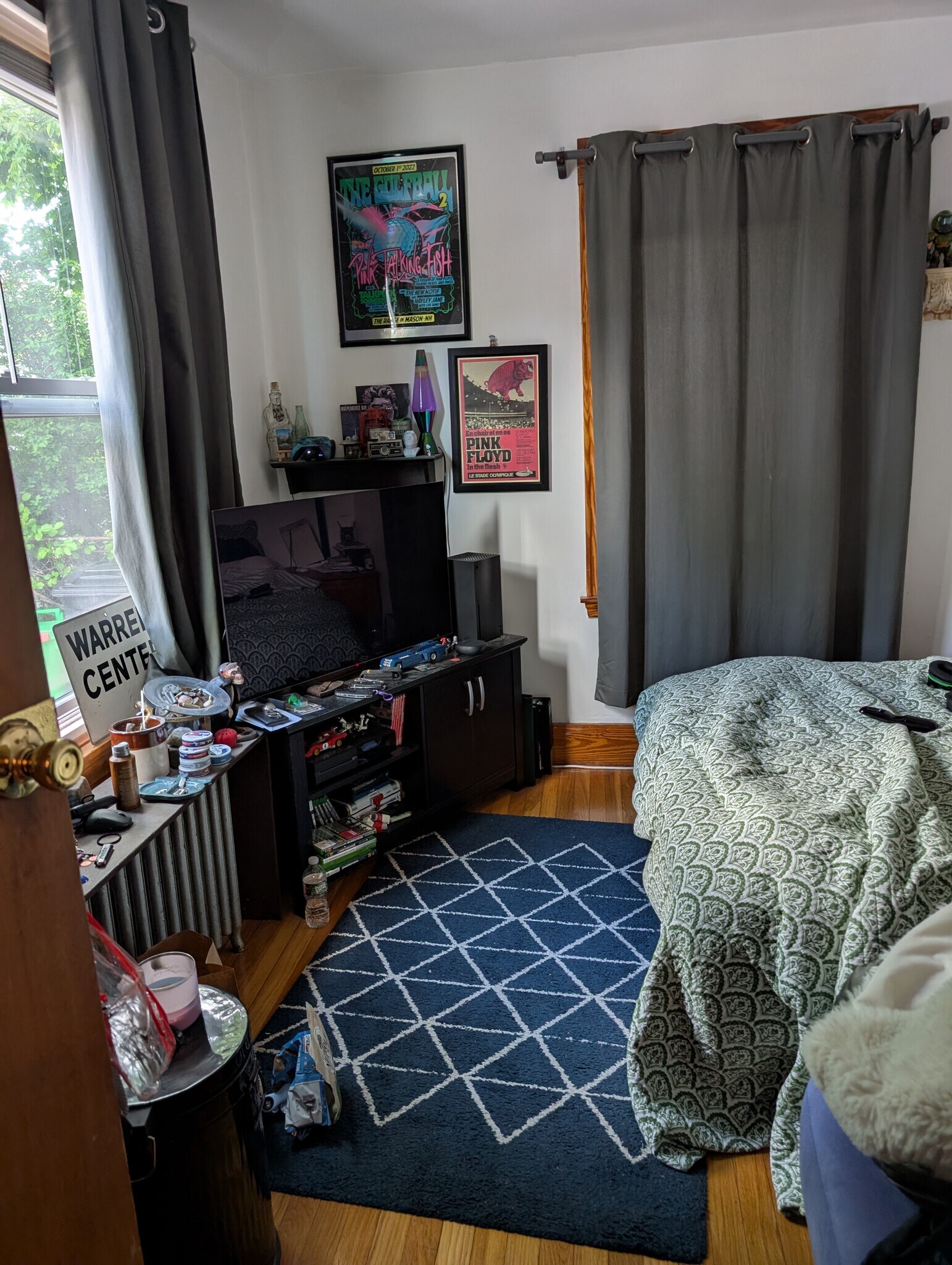 Building Photo - 27 South Crescent Circuit