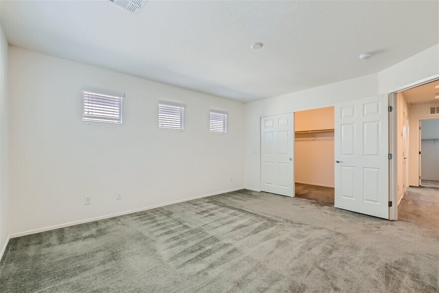Building Photo - 10643 Forum Peak Ln