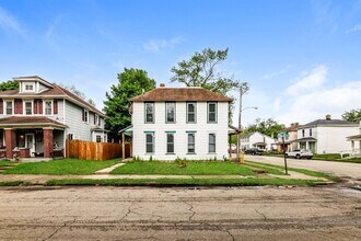 Building Photo - 1601-1603-1603 Edwards Ave