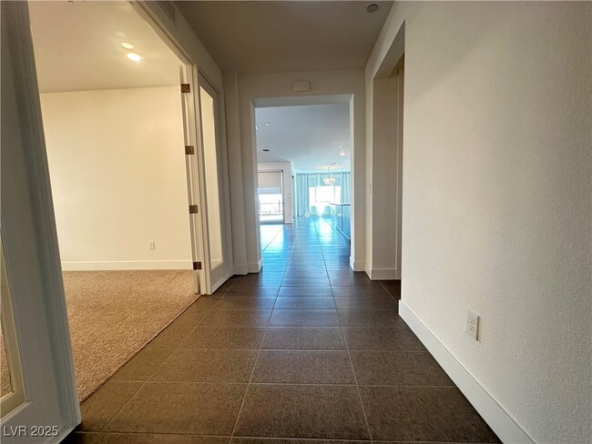 Building Photo - 6532 Corsari Rdg St