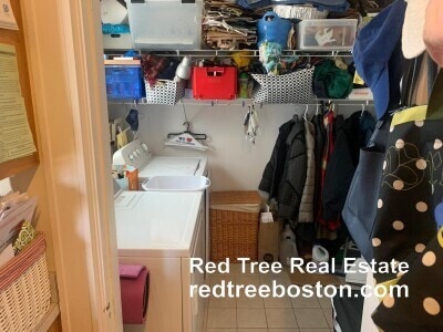 Building Photo - 84 Walker St