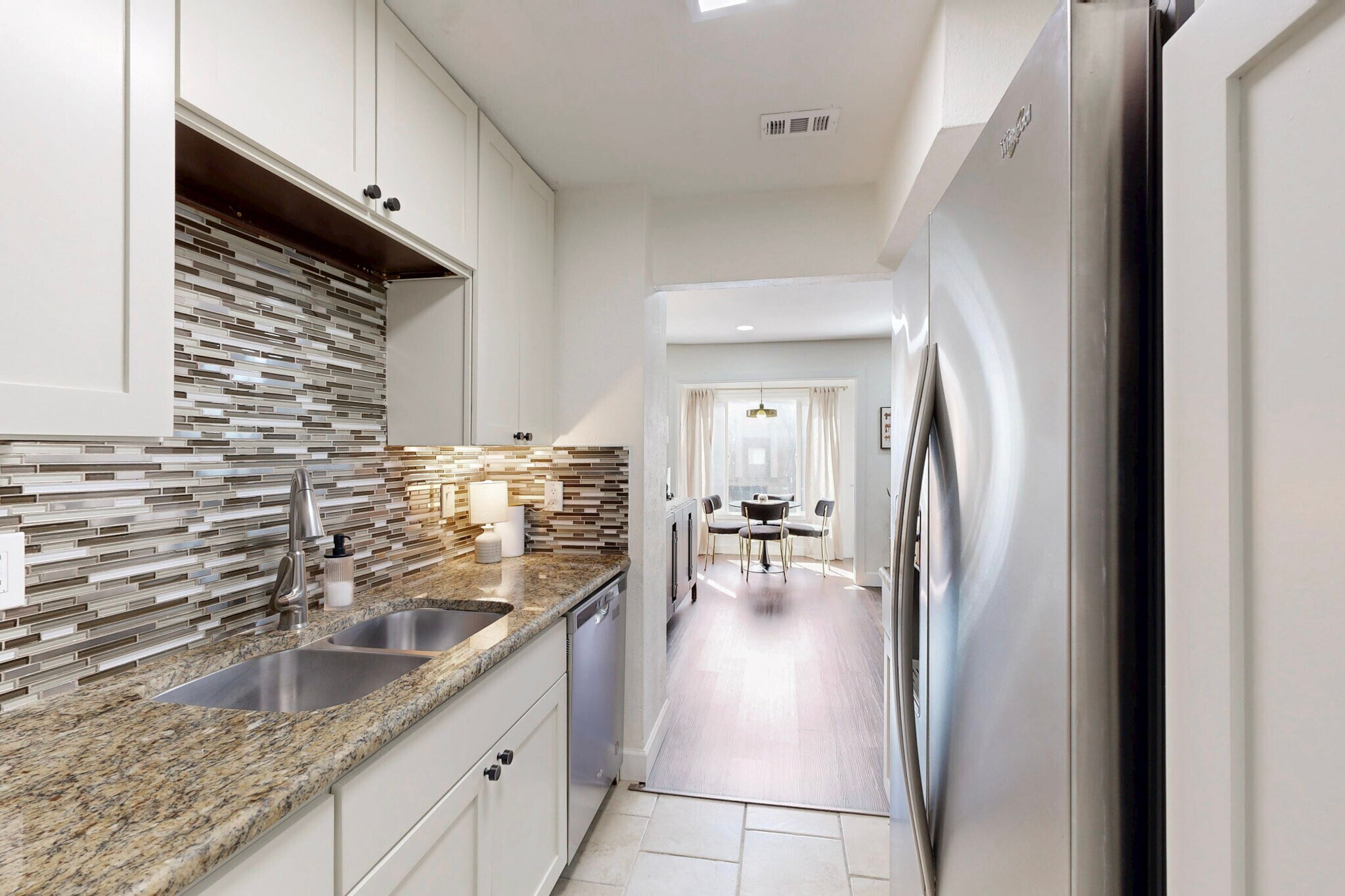 Building Photo - 5757 Martel Ave