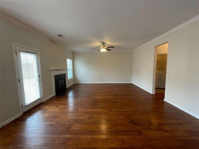 Building Photo - 4205 Pointe Vecchio Cir