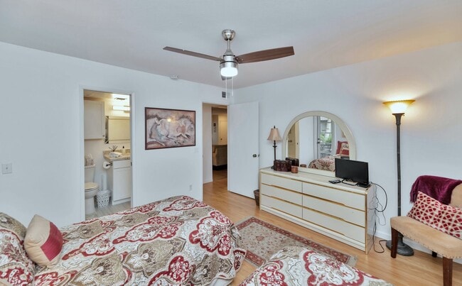 Building Photo - Rates Vary $1,995 - $4,495