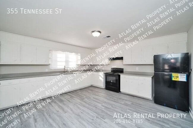 Building Photo - 355 Tennessee St