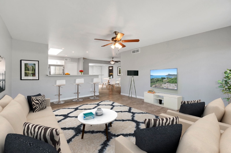 Primary Photo - 2515 E Villa Maria Dr