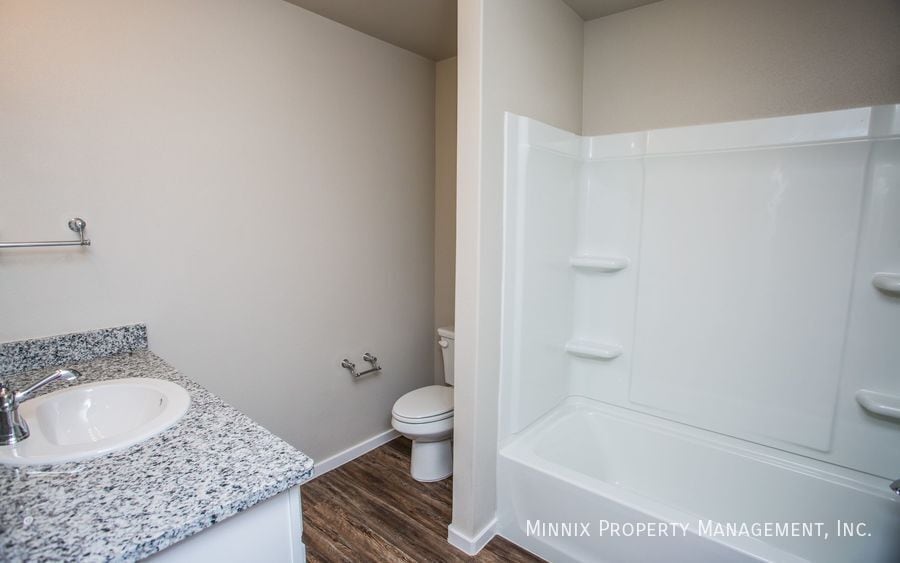 Building Photo - 2134 Kirksey Ave