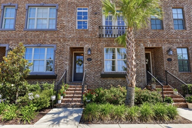 Building Photo - 508 Altamaha St