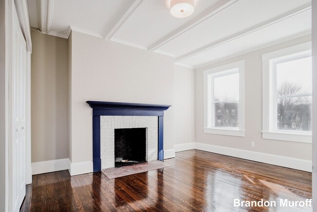 Building Photo - 59 Strathmore Rd