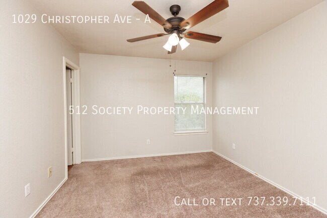 Building Photo - 1029 Christopher Ave