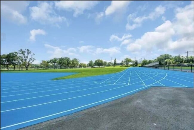 Building Photo - 126 Delaware Ave