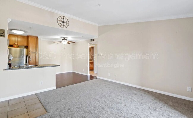 Building Photo - 1020 La Terraza Cir