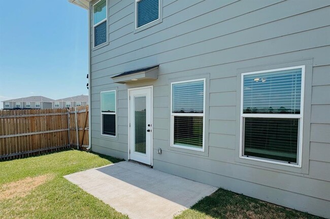 Building Photo - 7716 Owen Ln