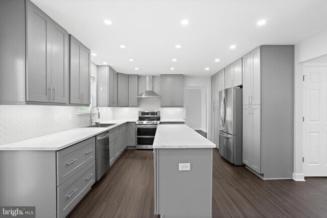Building Photo - 4001 Mossy Bank Ln