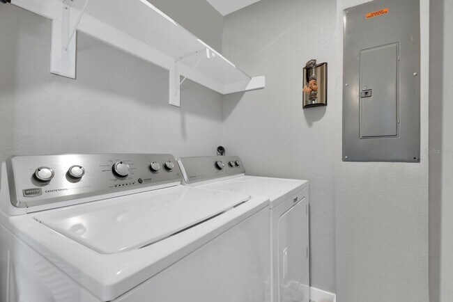 Building Photo - 462 Millport St NW