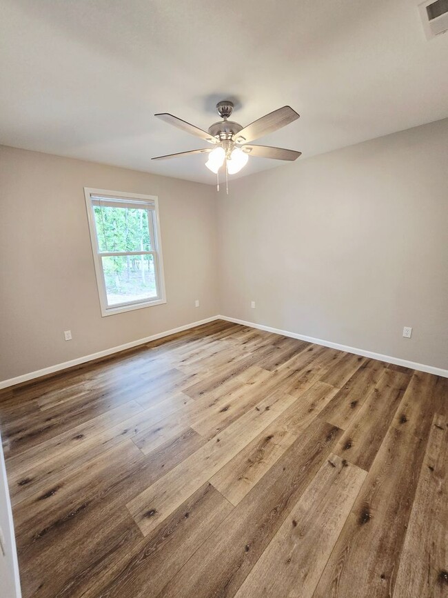 Building Photo - 3030-MF3-E4